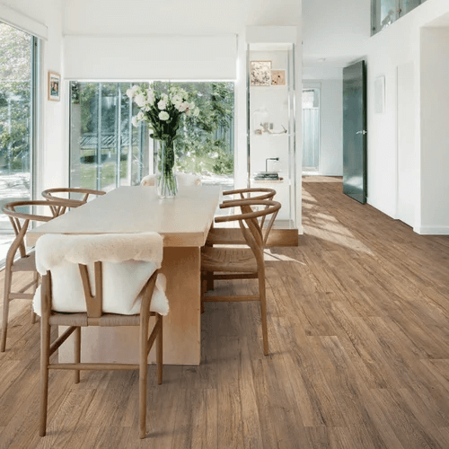 Dining room hardwood flooring | Henson's Greater Tennessee Flooring